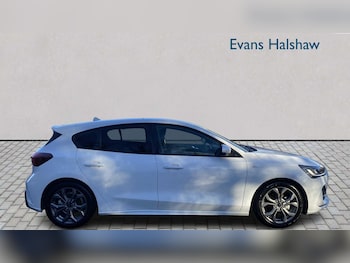 Used Ford Focus 2025 for sale - 78248011: Photo