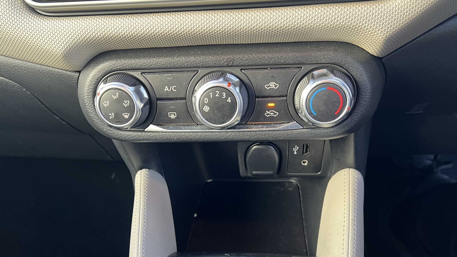 Used Nissan Micra 2017 for sale - 76411250: Photo 21