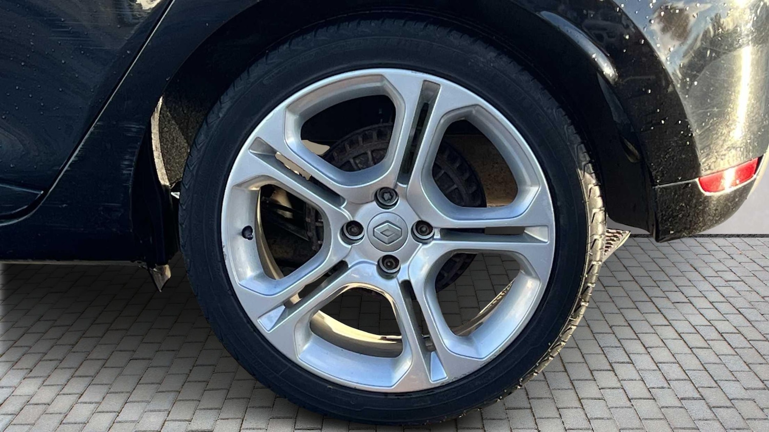 Used Renault Clio 2015 for sale - 76411262: Photo 11