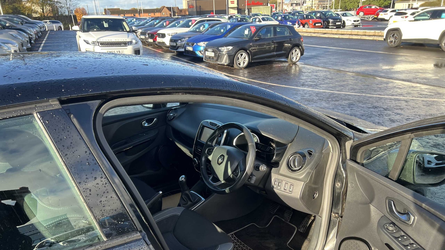 Used Renault Clio 2015 for sale - 76411262: Photo 16