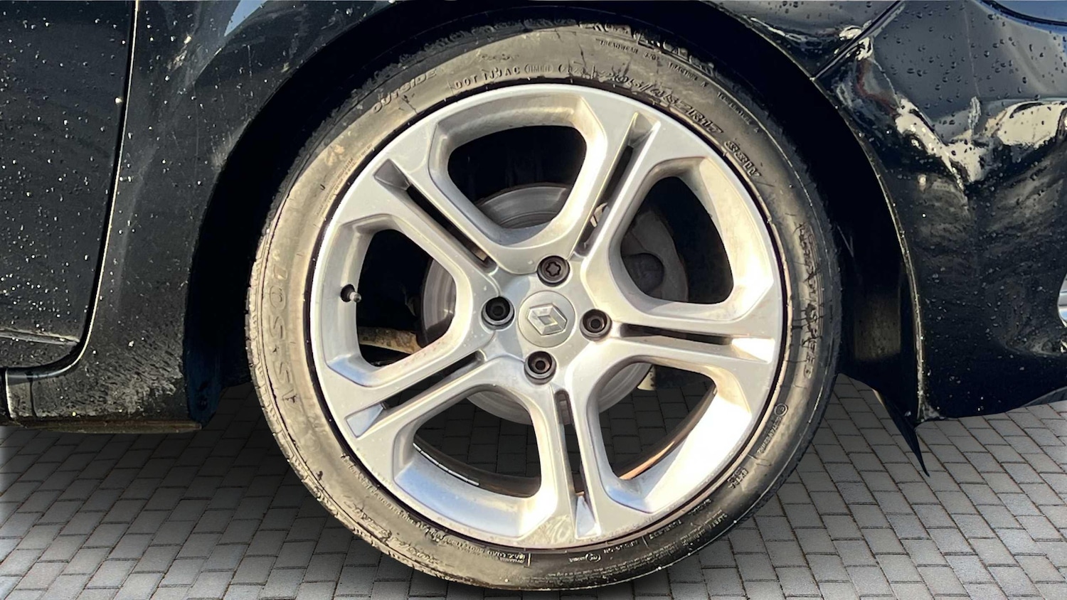 Used Renault Clio 2015 for sale - 76411262: Photo 9