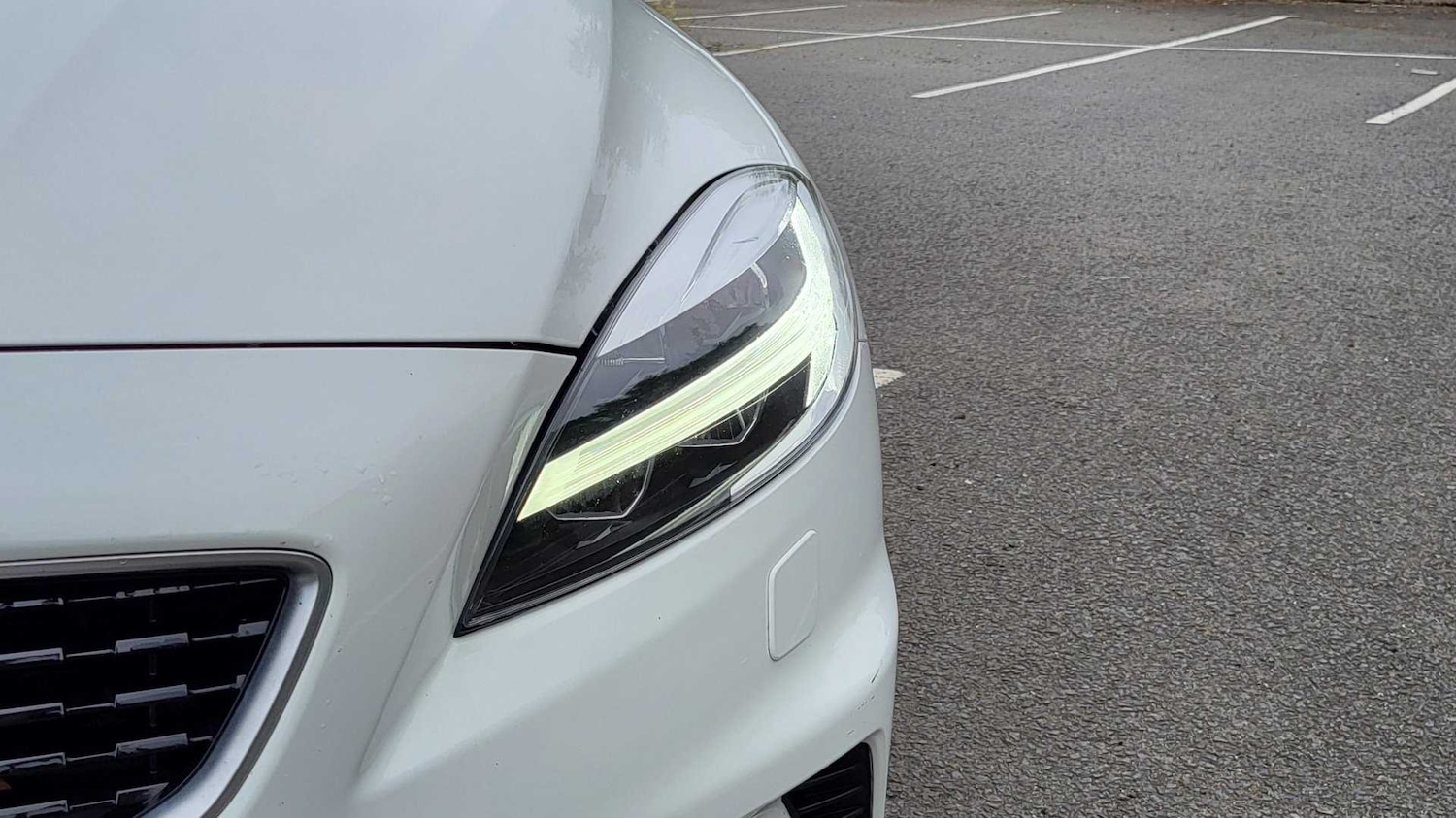 Used Volvo V40 2017 for sale - 76851555: Photo 31