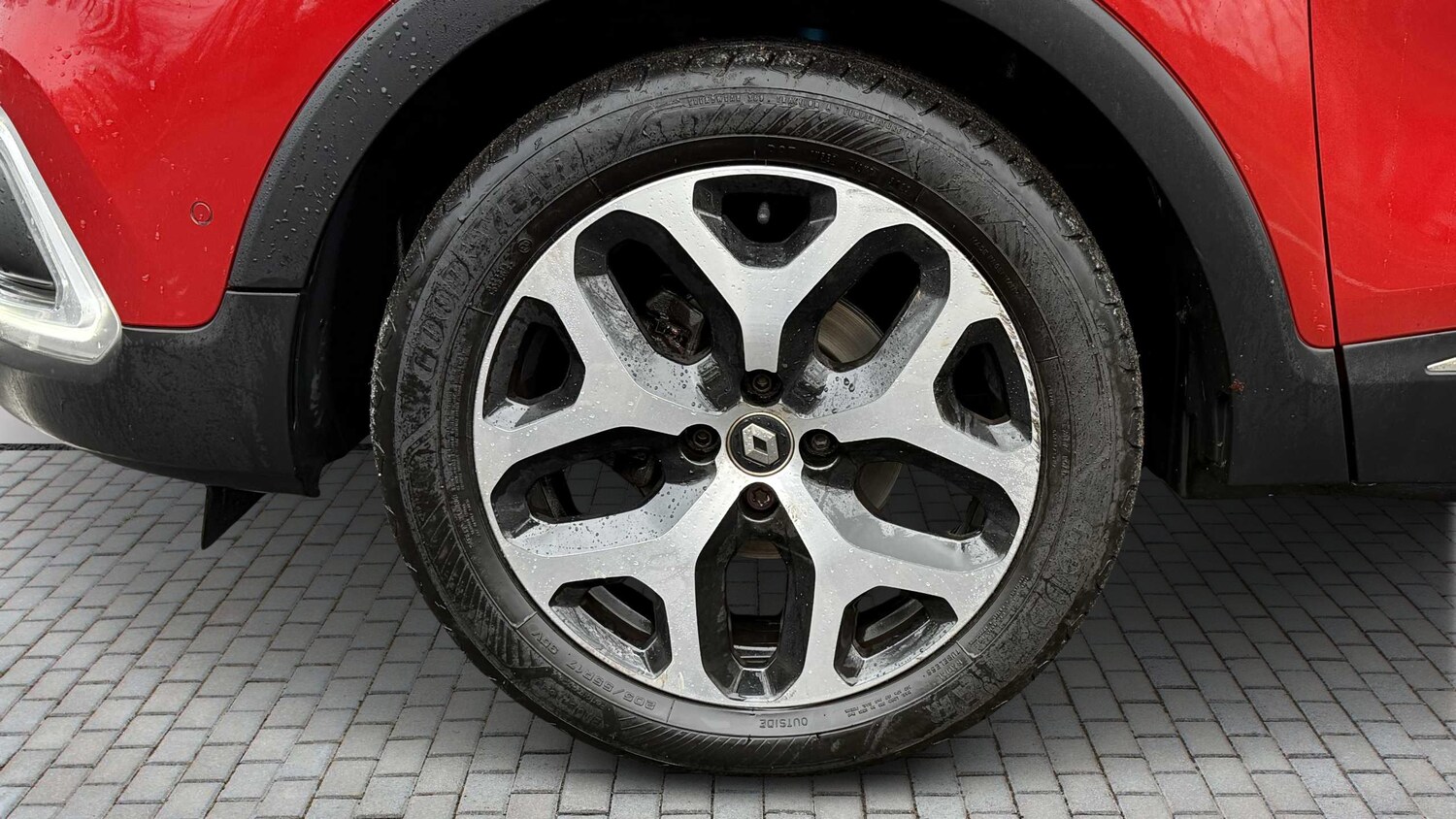 Used Renault Captur 2018 for sale - 77244988: Photo 9