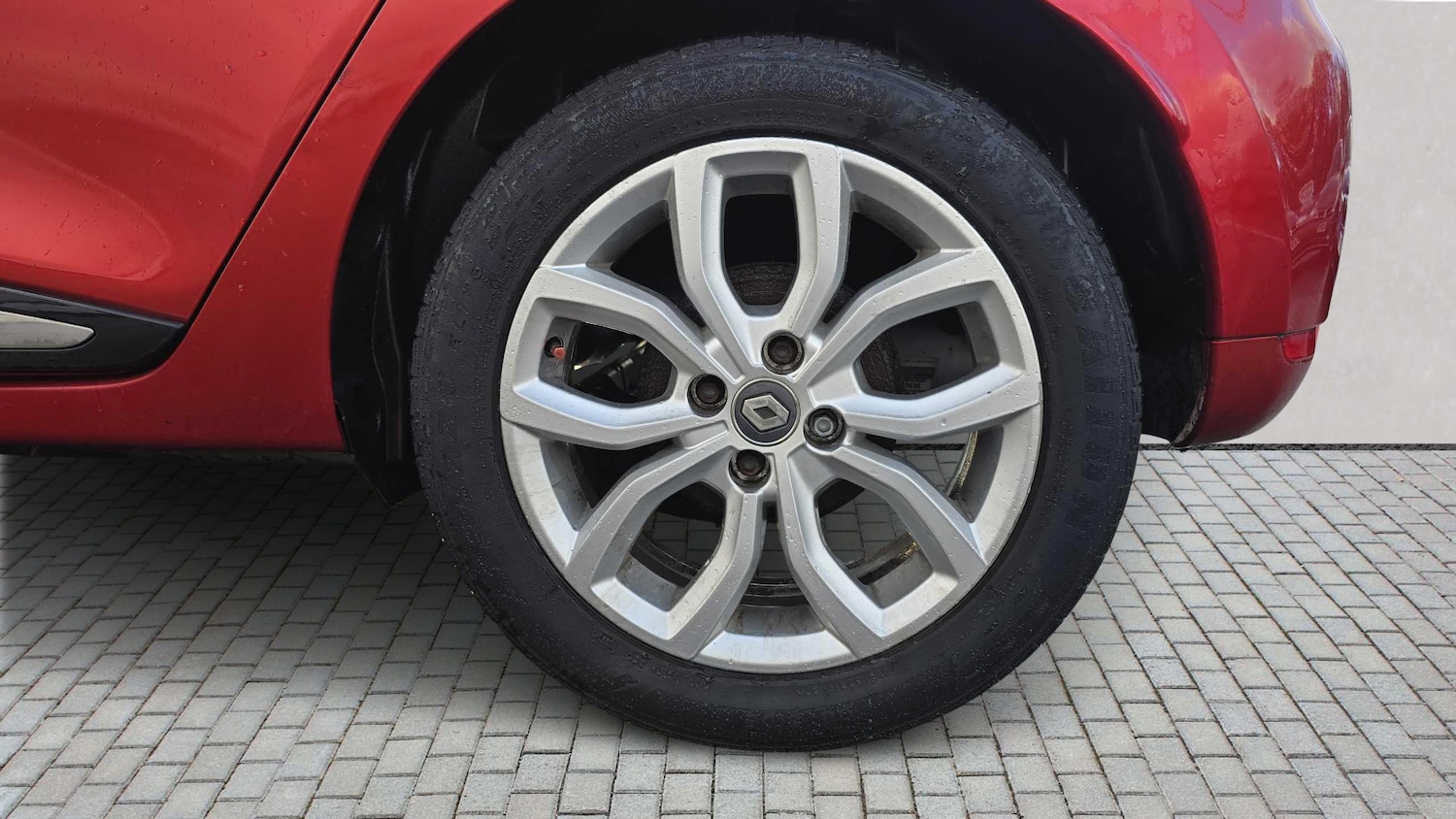 Used Renault Clio 2017 for sale - 76745980: Photo 11