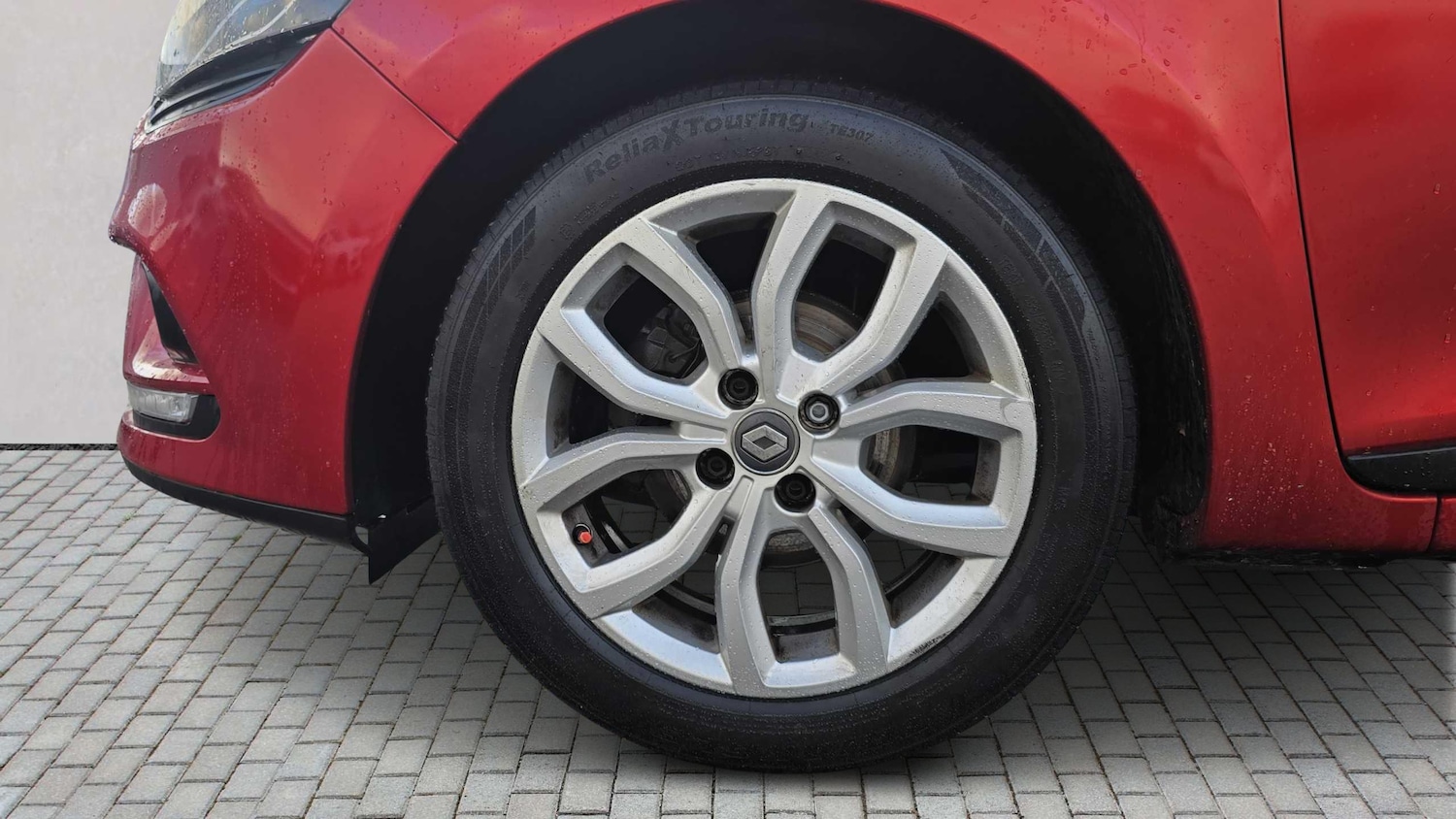 Used Renault Clio 2017 for sale - 76745980: Photo 12