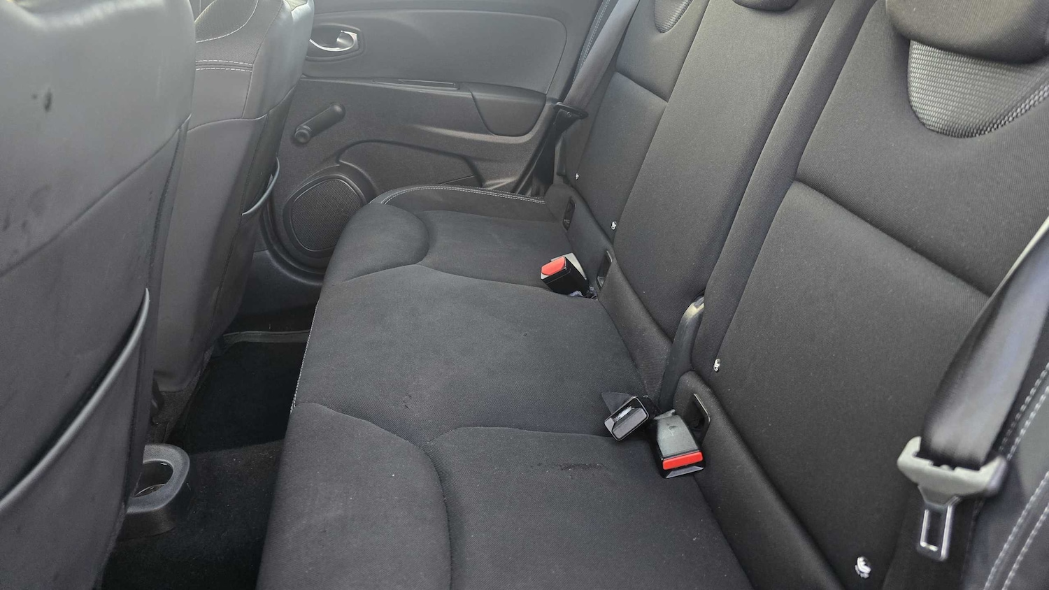 Used Renault Clio 2017 for sale - 76745980: Photo 13