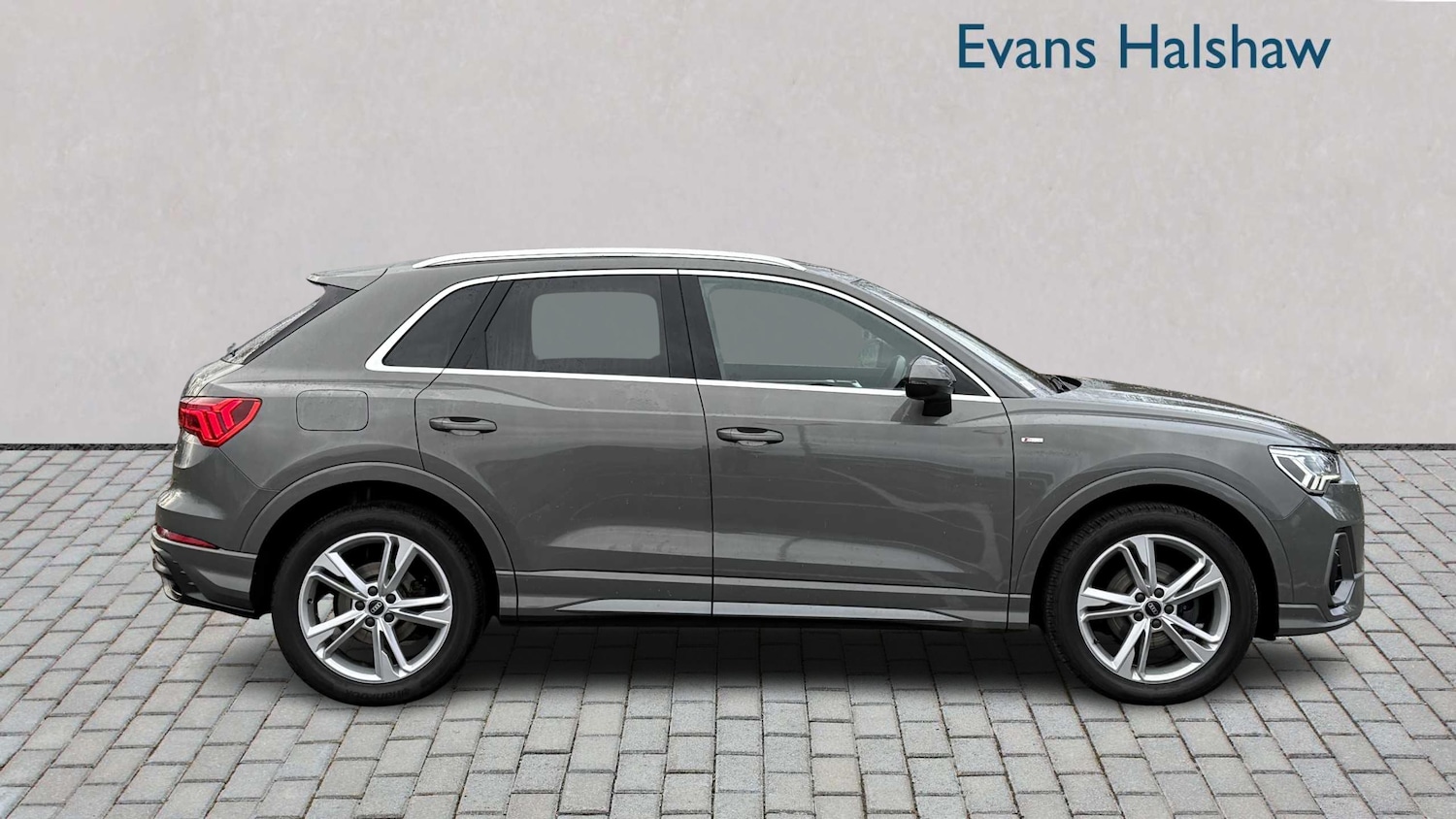 Used Audi Q3 2021 for sale - 77414696: Photo 4