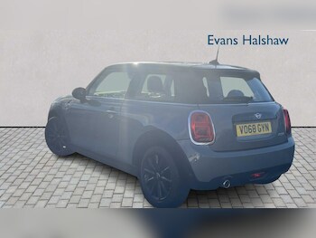 Used MINI Hatch 2018 for sale - 77219520: Photo