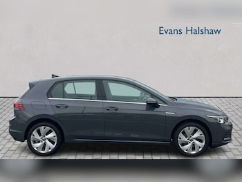 Used Volkswagen Golf 2021 for sale - 78639412: Photo