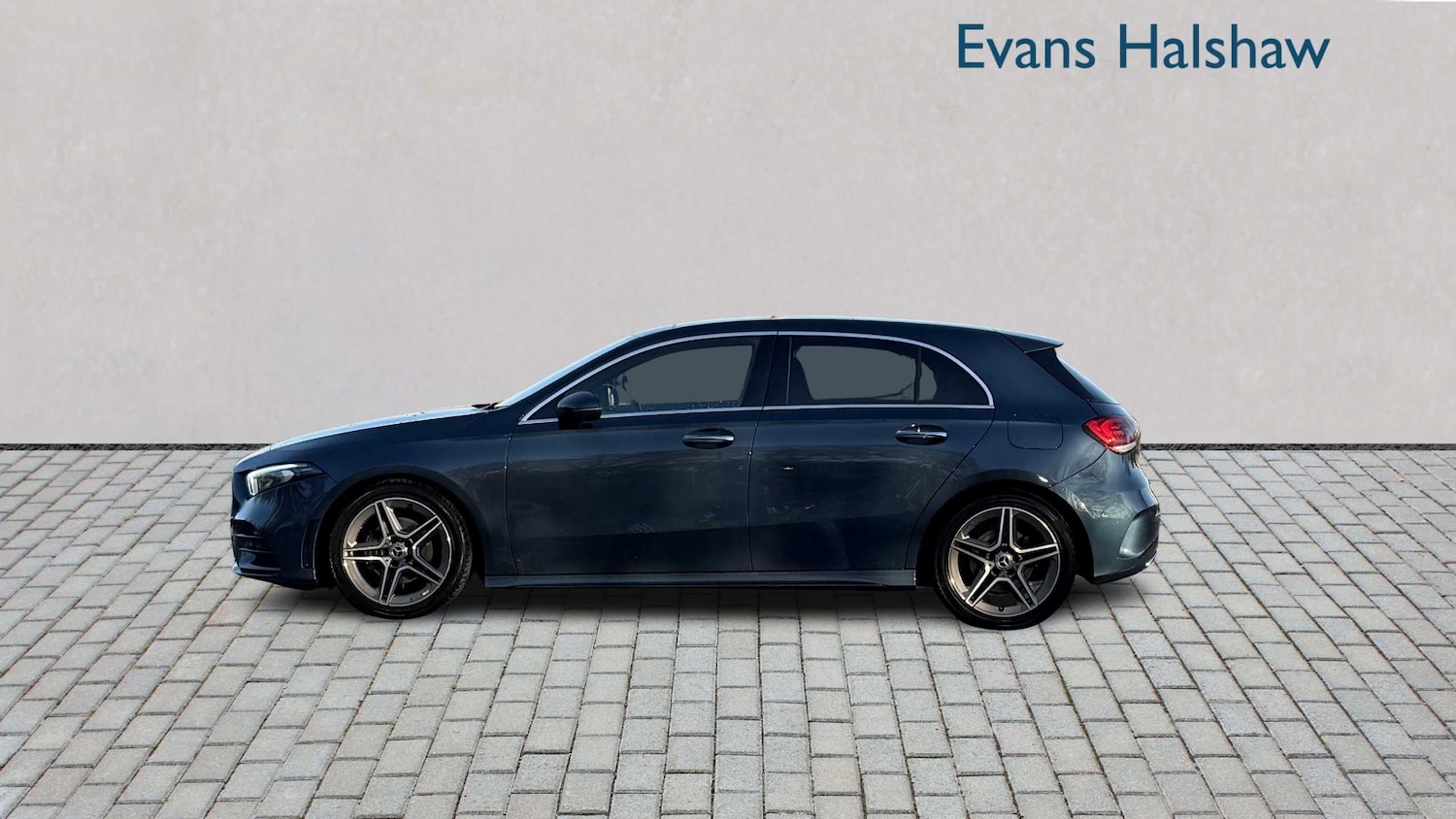 Used Mercedes-Benz A-Class 2020 for sale - 76624565: Photo 4