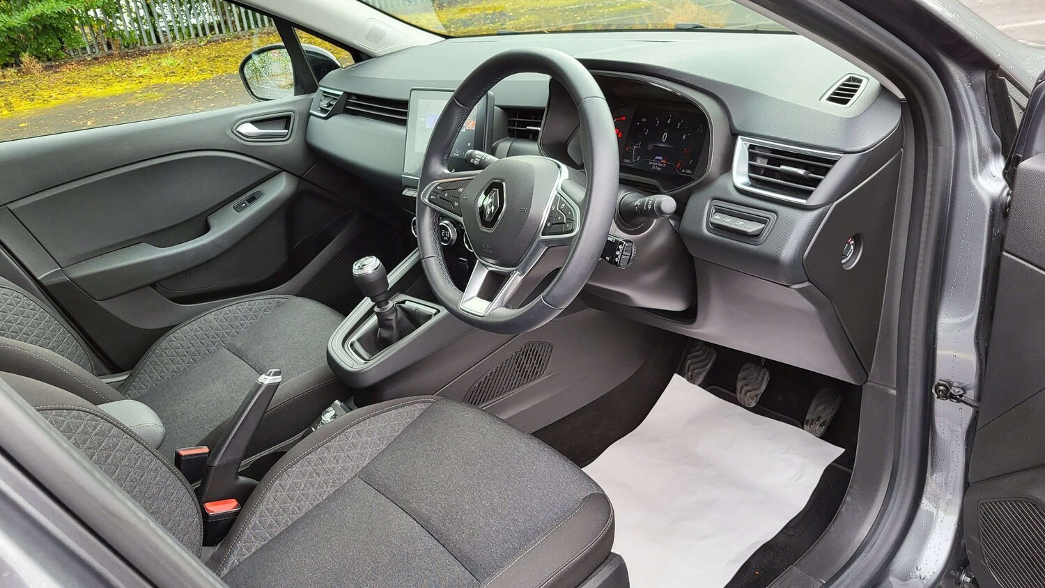 Used Renault Clio 2022 for sale - 76169990: Photo 15