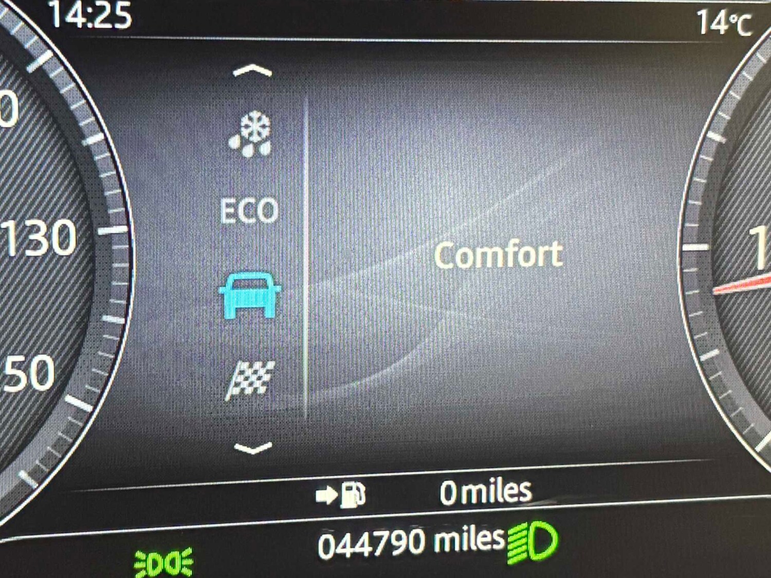 Used Jaguar E-Pace 2017 for sale - 77082991: Photo 12