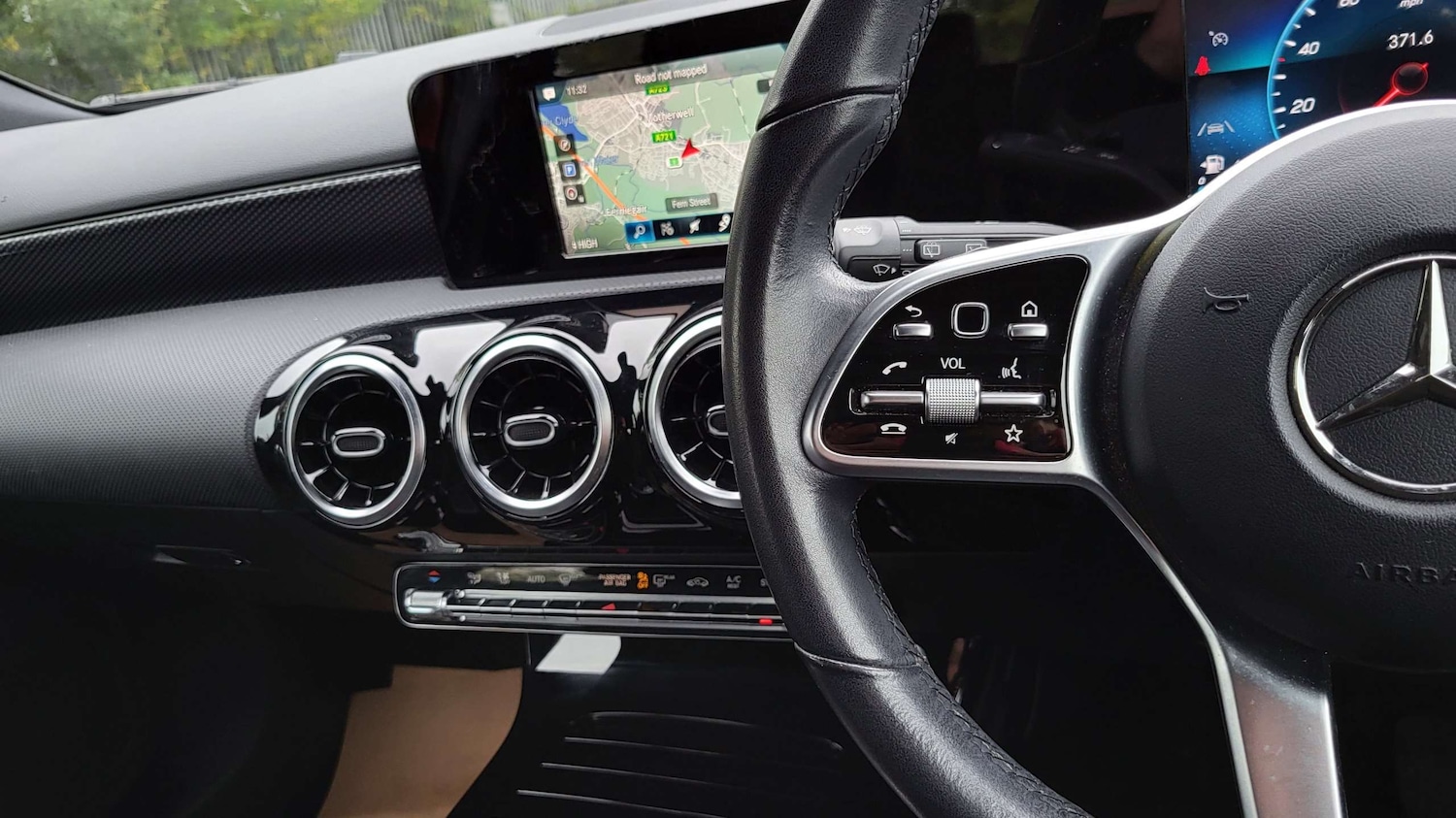 Used Mercedes-Benz A-Class 2019 for sale - 76191948: Photo 30