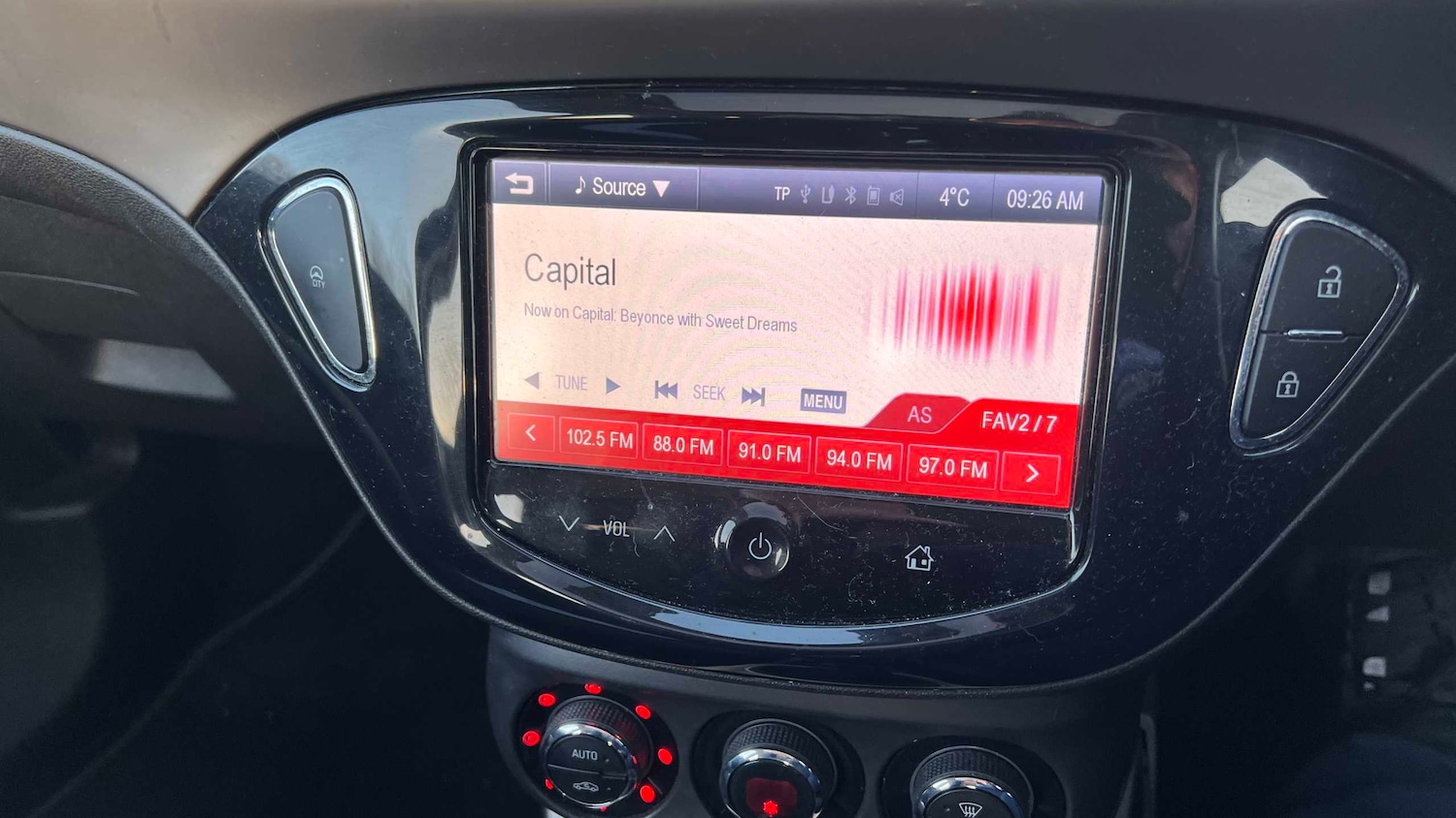 Used Vauxhall ADAM 2014 for sale - 76789175: Photo 14