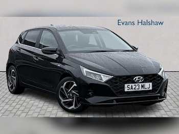 Used Hyundai i20 2023 for sale - 77634998: Photo