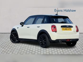 Used MINI Hatch 2017 for sale - 79797807: Photo