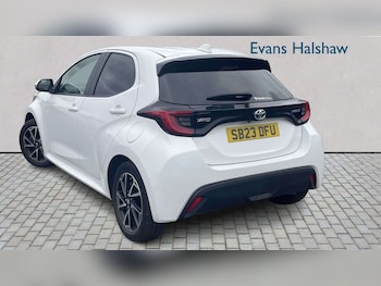 Used Toyota Yaris 2023 for sale - 79579822: Photo