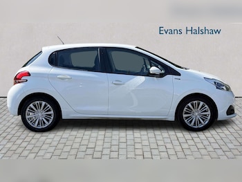 Used Peugeot 208 2019 for sale - 79428801: Photo