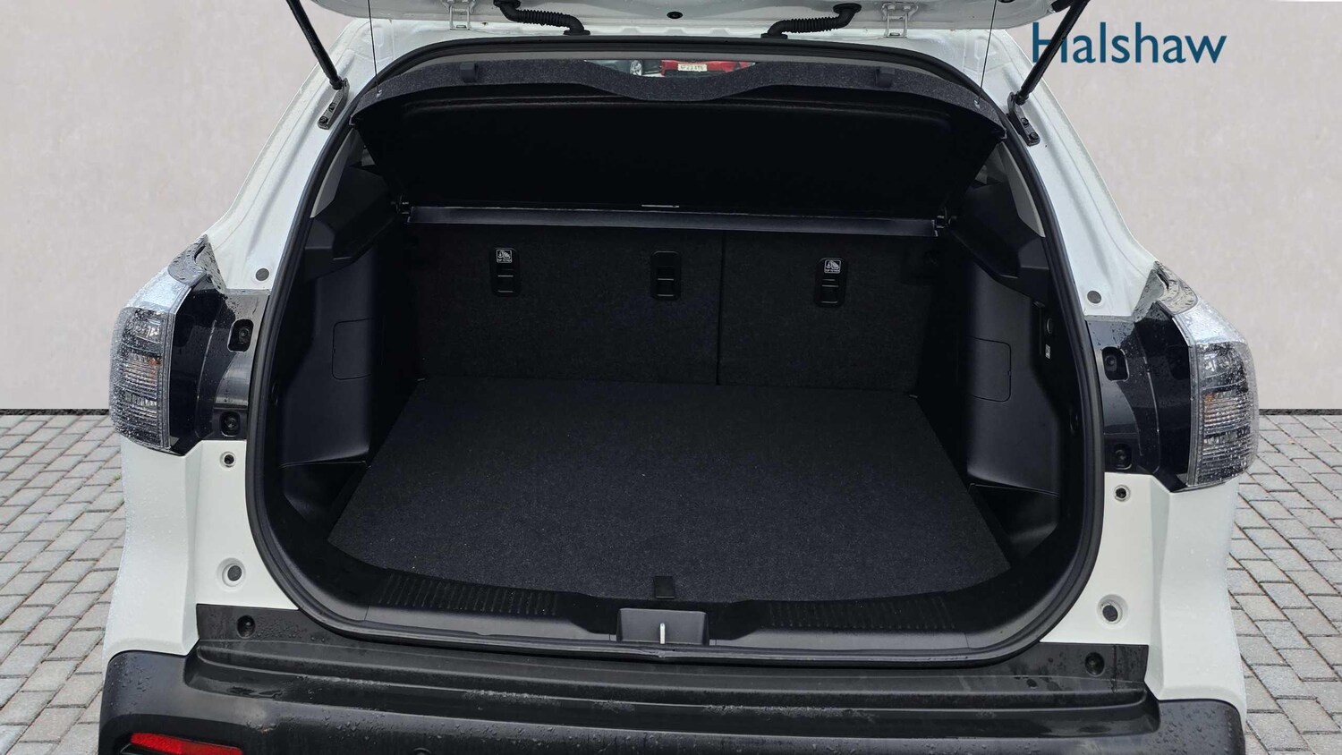 Used Suzuki SX4 S-Cross 2023 for sale - 76875835: Photo 12