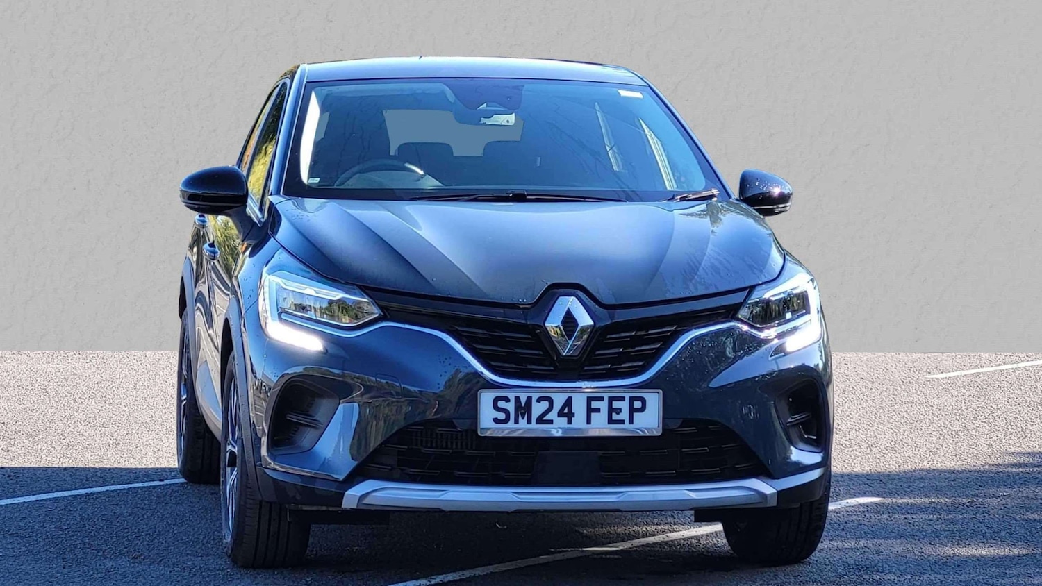 Used Renault Captur 2024 for sale - 76156215: Photo 1