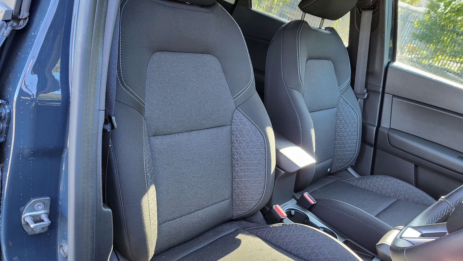Used Renault Captur 2024 for sale - 76156215: Photo 16