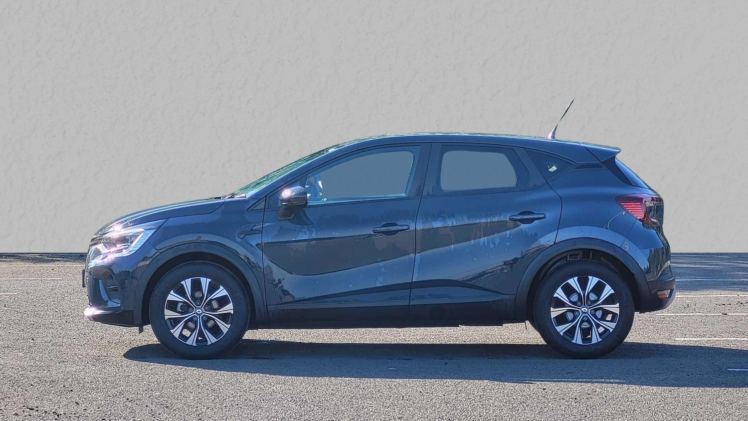 Used Renault Captur 2024 for sale - 76156215: Photo 7