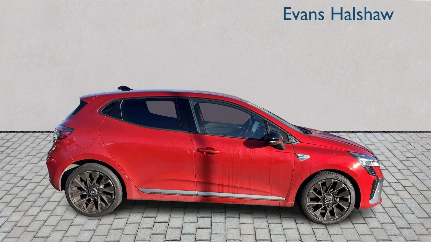 Used Renault Clio 2024 for sale - 77795580: Photo 4