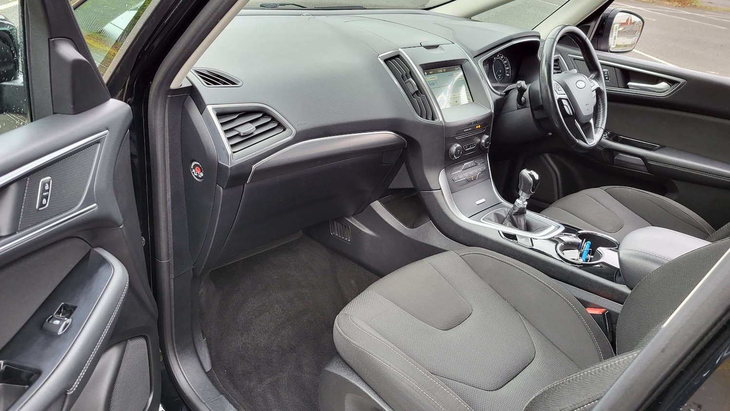 Used Ford S-Max 2017 for sale - 75917960: Photo 17