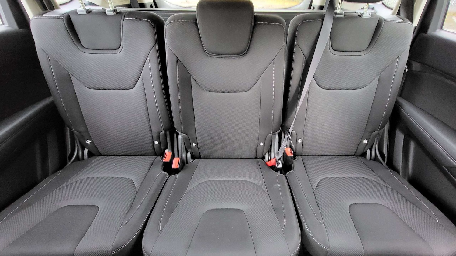 Used Ford S-Max 2017 for sale - 75917960: Photo 19