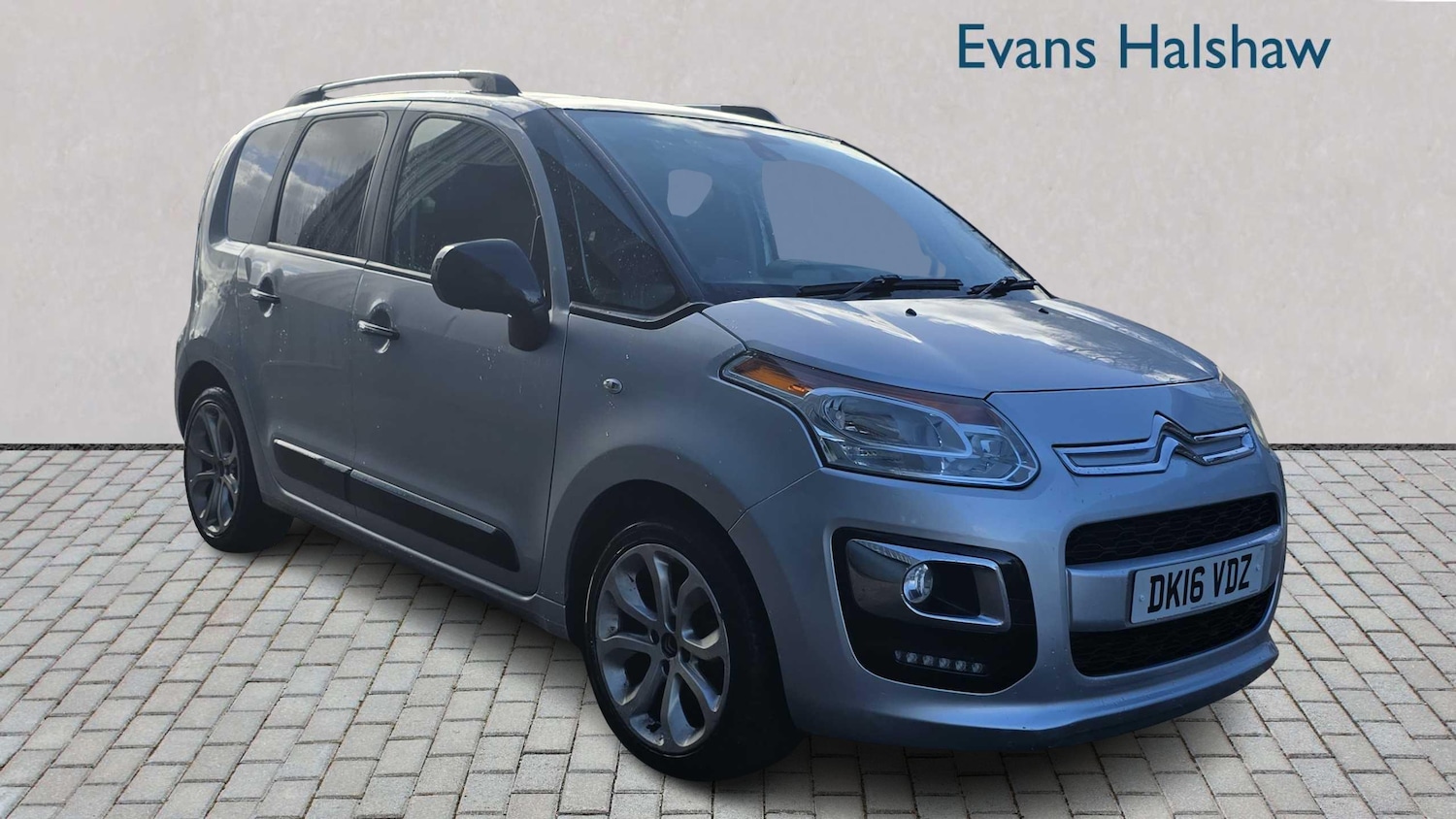 Used Citroen C3 Picasso 2016 for sale - 77638469: Photo 3