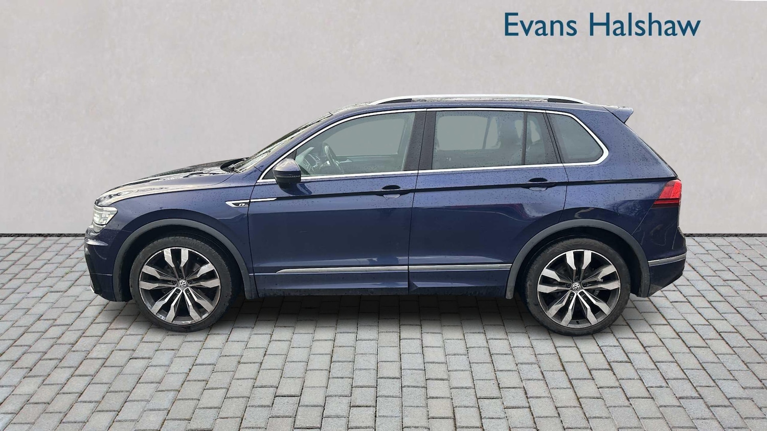 Used Volkswagen Tiguan 2018 for sale - 77178959: Photo 4
