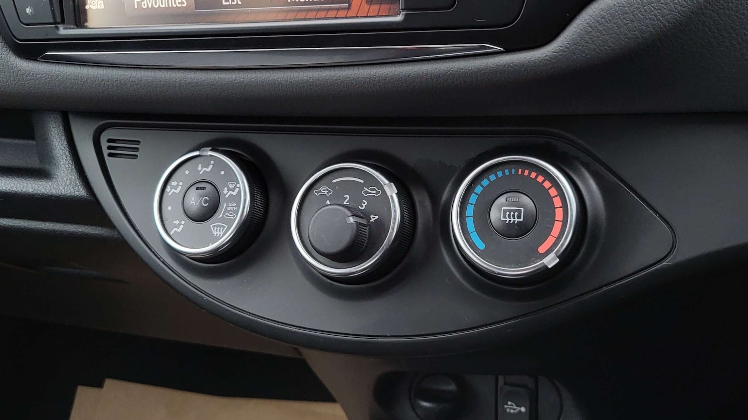 Used Toyota Yaris for sale - 77480609: Photo 21