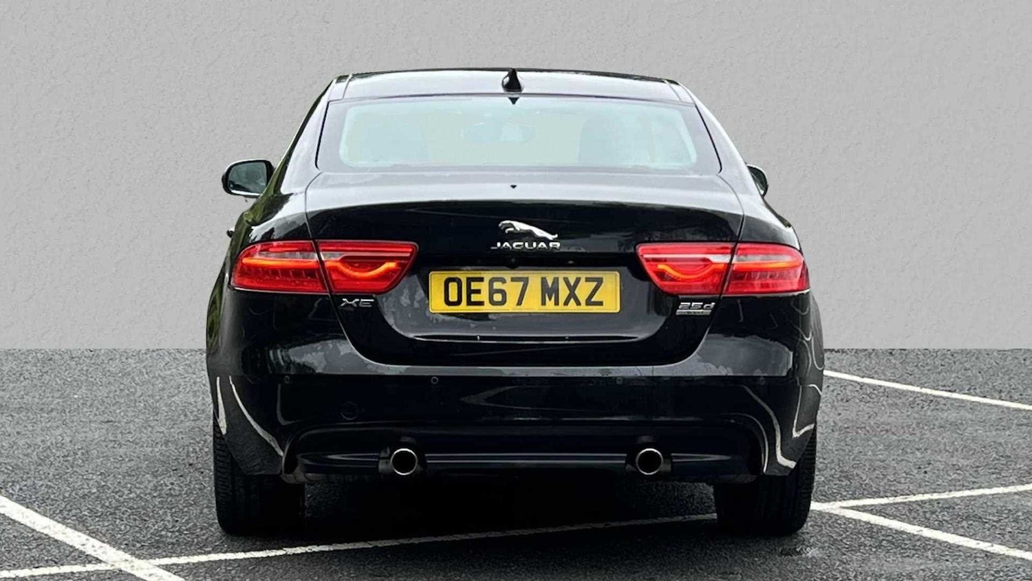 Used Jaguar XE 2017 for sale - 76390720: Photo 5