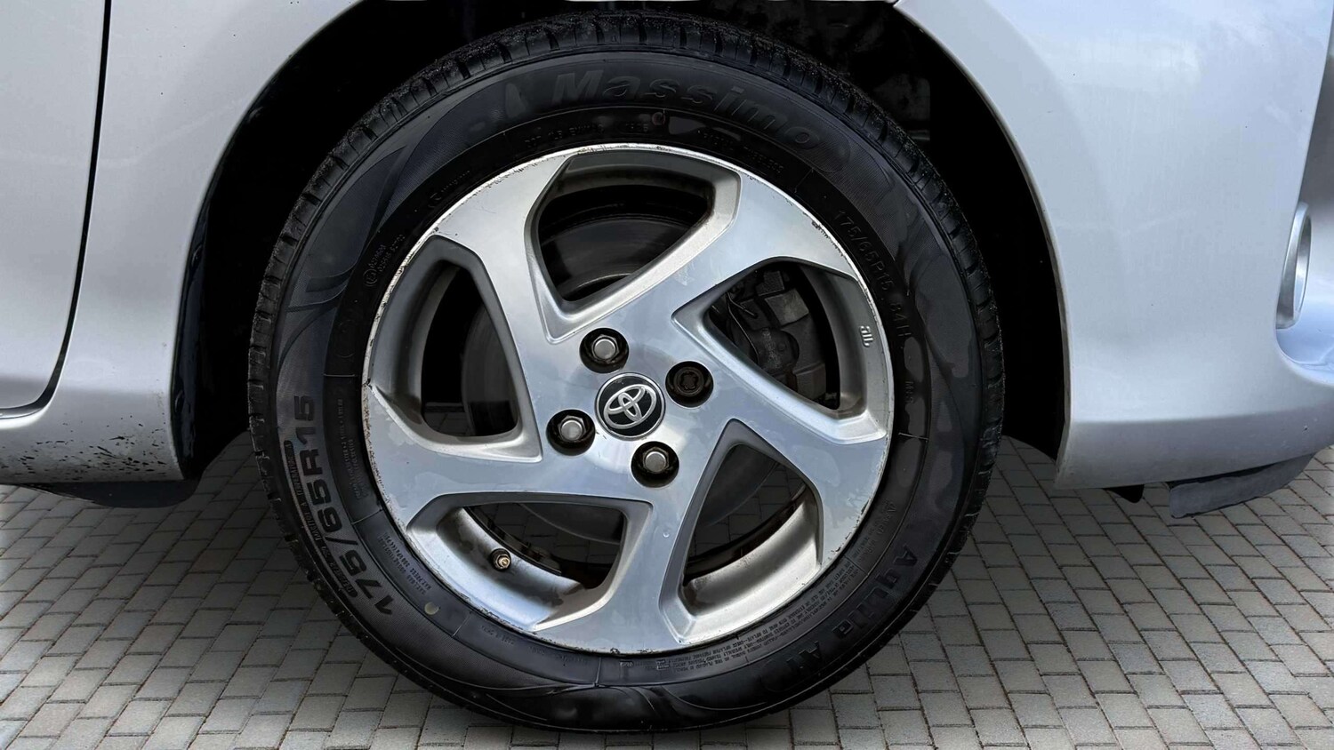 Used Toyota Yaris 2015 for sale - 78024192: Photo 8