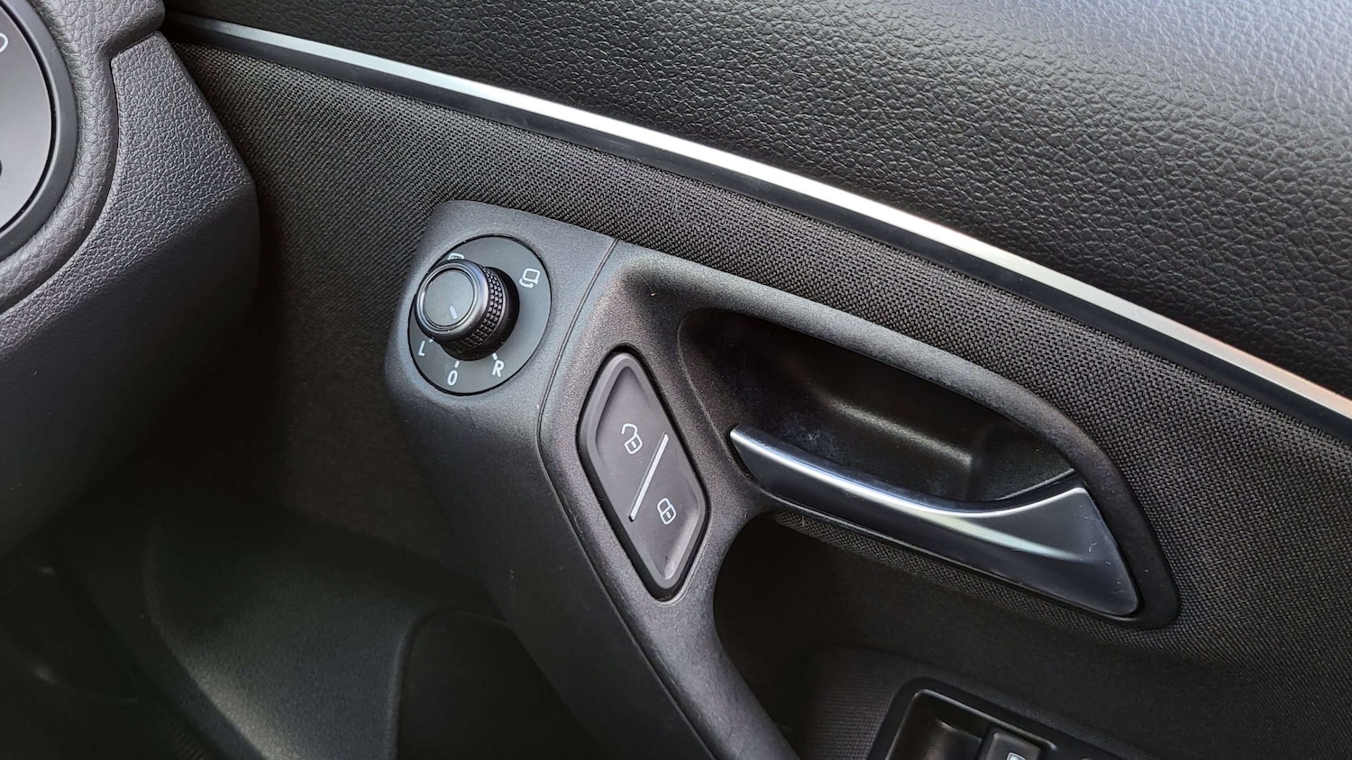 Used Volkswagen Polo 2016 for sale - 76774289: Photo 32