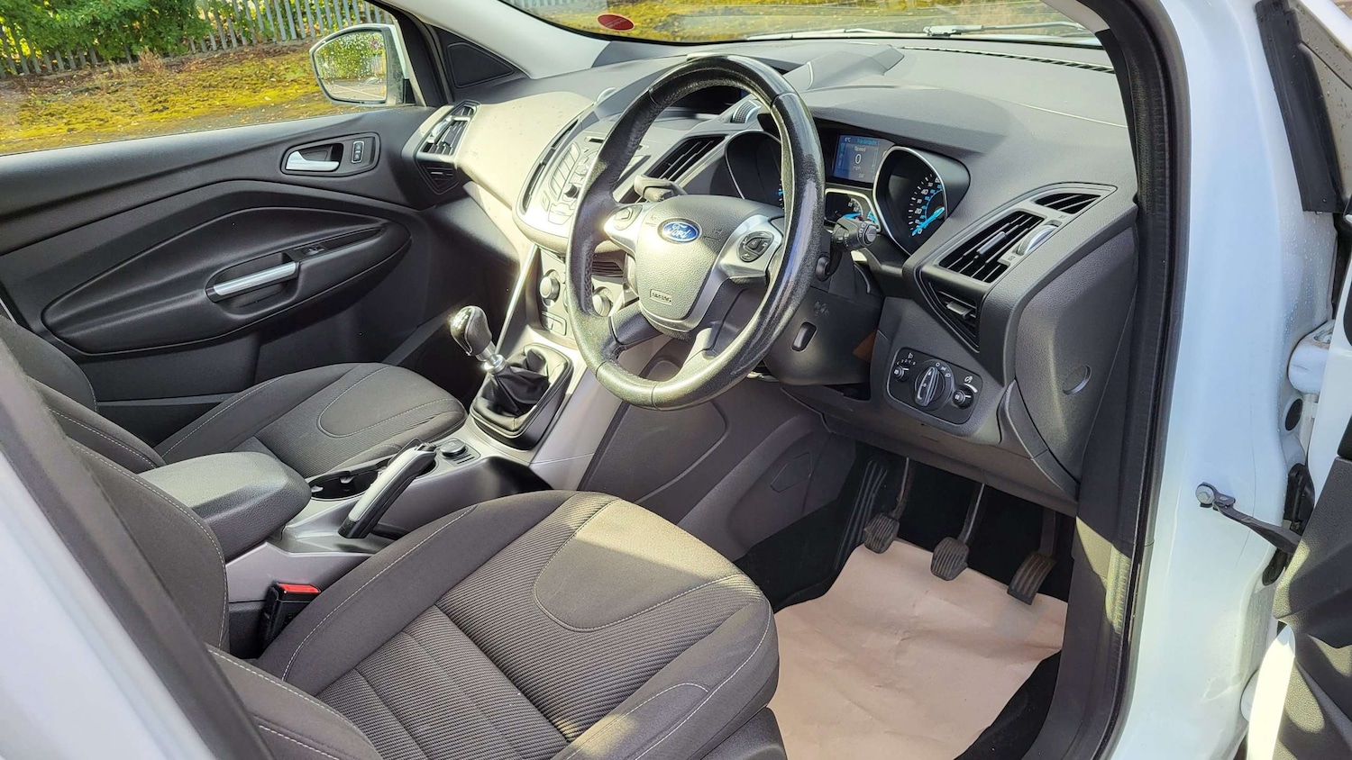Used Ford Kuga 2015 for sale - 76113422: Photo 16