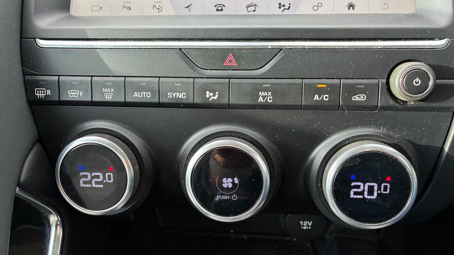 Used Jaguar E-Pace 2018 for sale - 77928793: Photo 12