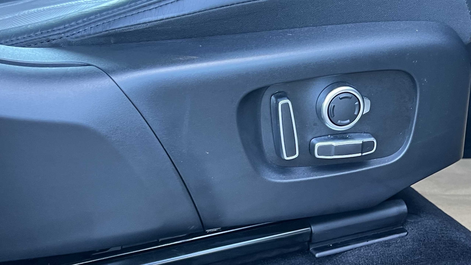 Used Land Rover Range Rover Evoque 2023 for sale - 76401294: Photo 16