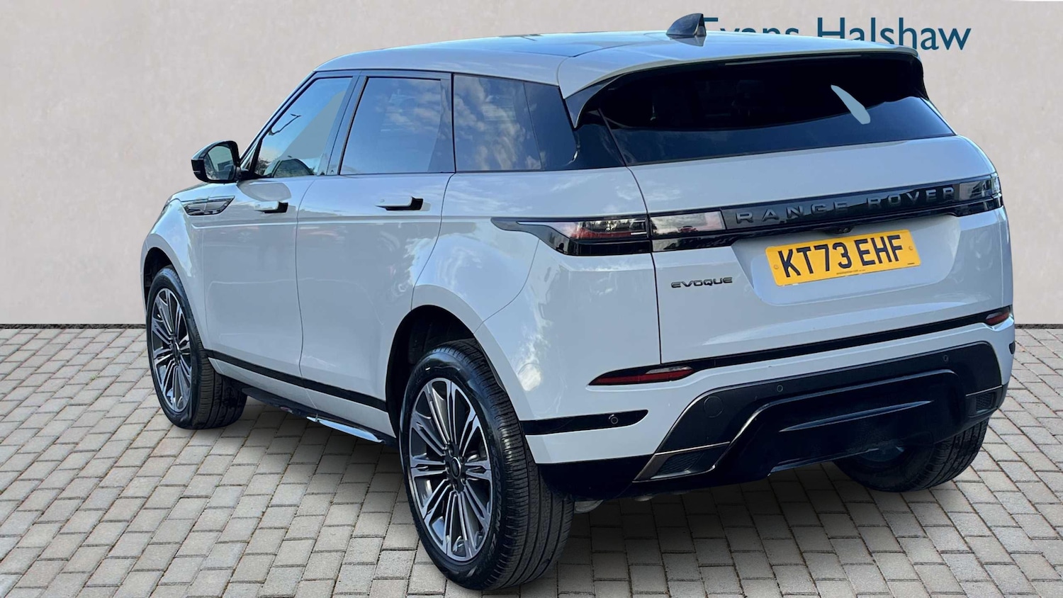 Used Land Rover Range Rover Evoque 2023 for sale - 76401294: Photo 5