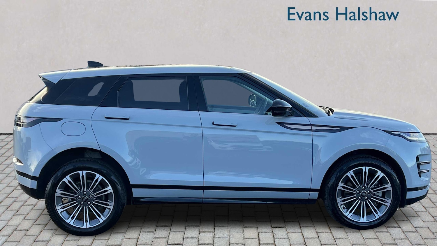 Used Land Rover Range Rover Evoque 2023 for sale - 76401294: Photo 8