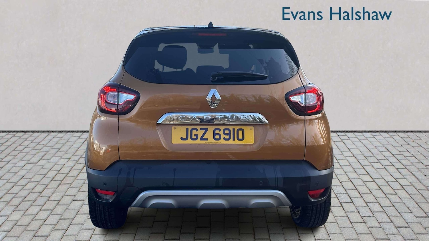 Used Renault Captur 2018 for sale - 77740821: Photo 3