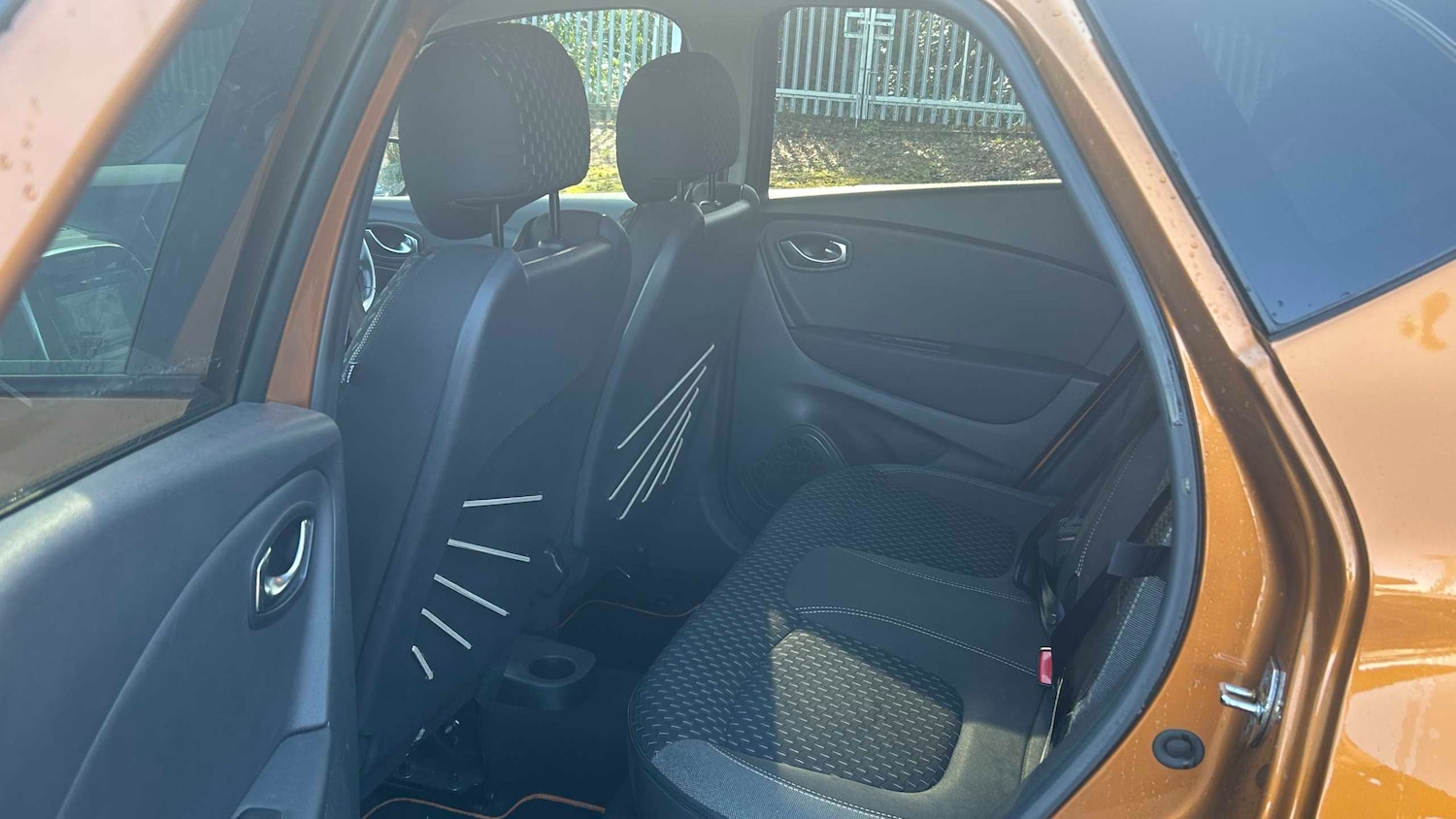 Used Renault Captur 2018 for sale - 77740821: Photo 7