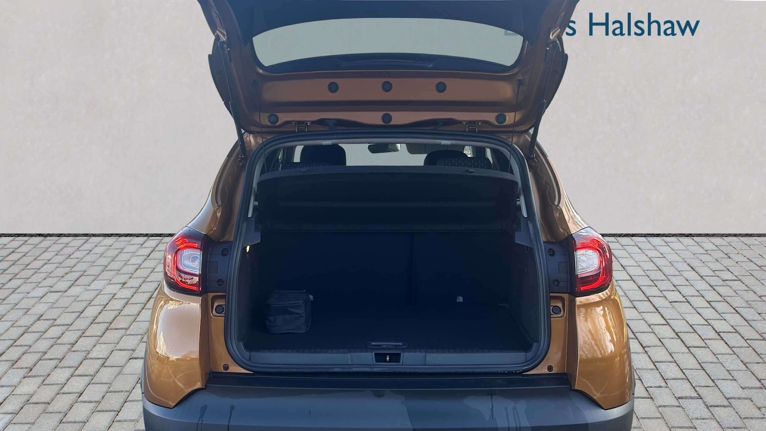 Used Renault Captur 2018 for sale - 77740821: Photo 9