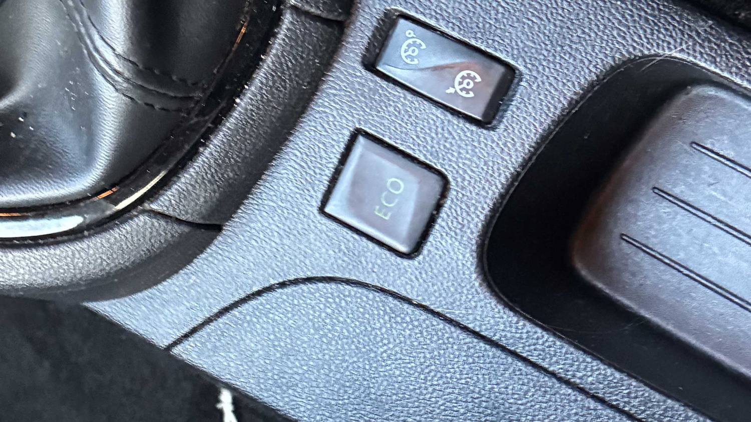 Used Renault Clio 2018 for sale - 77308472: Photo 12