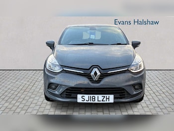 Used Renault Clio 2018 for sale - 77308472: Photo