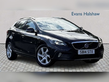 Used Volvo V40 2014 for sale - 79376832: Photo
