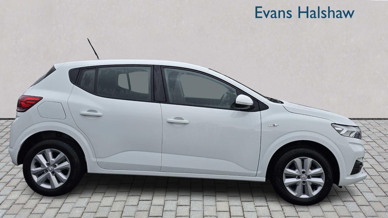 Used Dacia Sandero 2022 for sale - 76827582: Photo 4