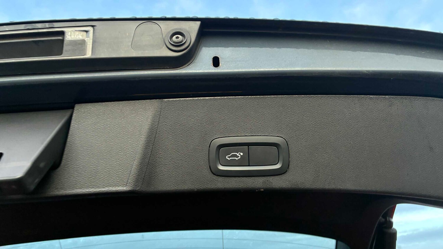 Used Volvo XC40 for sale - 77000154: Photo 8