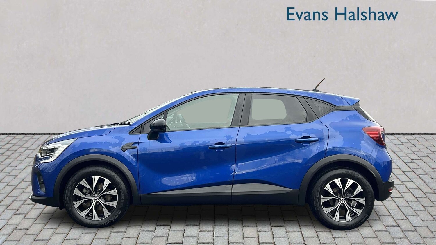 Used Renault Captur for sale - 77661143: Photo 6