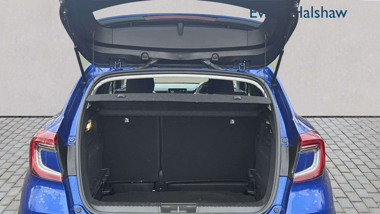 Used Renault Captur for sale - 77661143: Photo 7